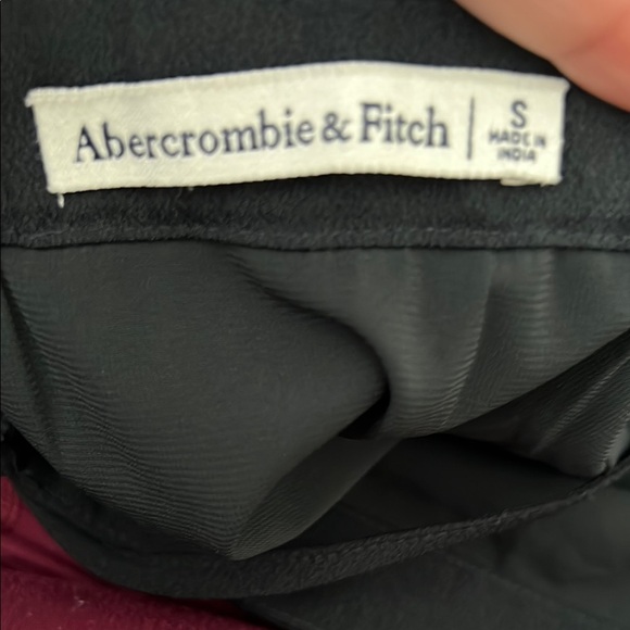 Abercrombie & Fitch Black Midi Skirt with Ruched Tie Front smalll size - Picture 3 of 3